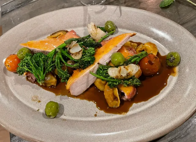 Dixboro, Anna-Three great prices for fine dining