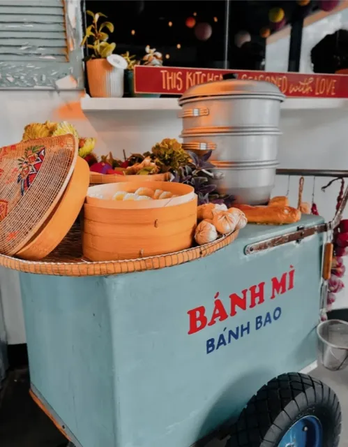 Dallas Pho ❤️: Tasting Vietnamese Street Food from a Cart