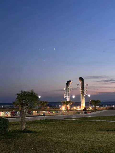 🇬🇷 Athens, Greece｜You Must Visit This Beach!