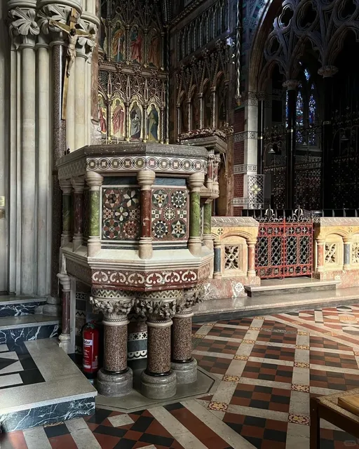 🇬🇧 Victorian Gothic Revival Masterpiece