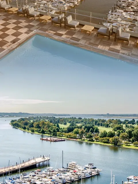  Experience British Charm in the Heart of America 🇺🇸✨