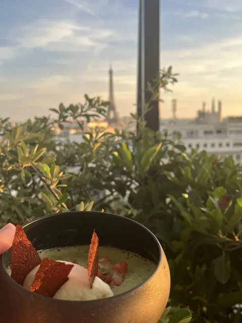 Truly Blown Away by This Eiffel Tower View Restaurant in Paris 🌟