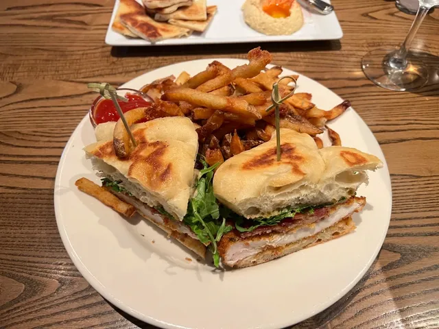 Greensboro, NC Food | Green Valley Grill 