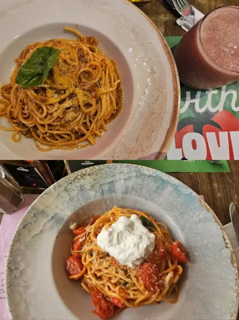 Rabat - A Female Solo Traveler-Friendly City! ✨🌍