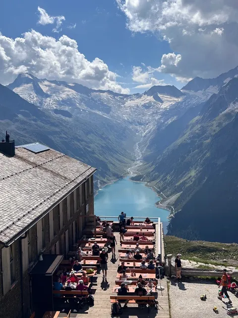 🚌 Austria’s Instagram Bridge Guide – For Public Transport Travelers!