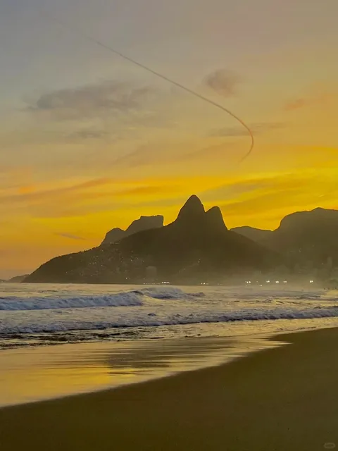 The Ultimate Guide to Rio's Sunset Spots🌅