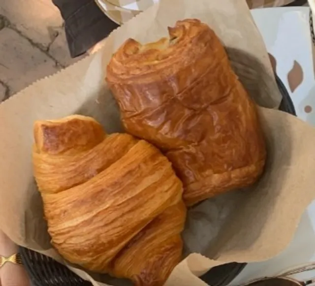 🥐 Le Café Gourmet Savannah | A Quaint French-Inspired Bakery 