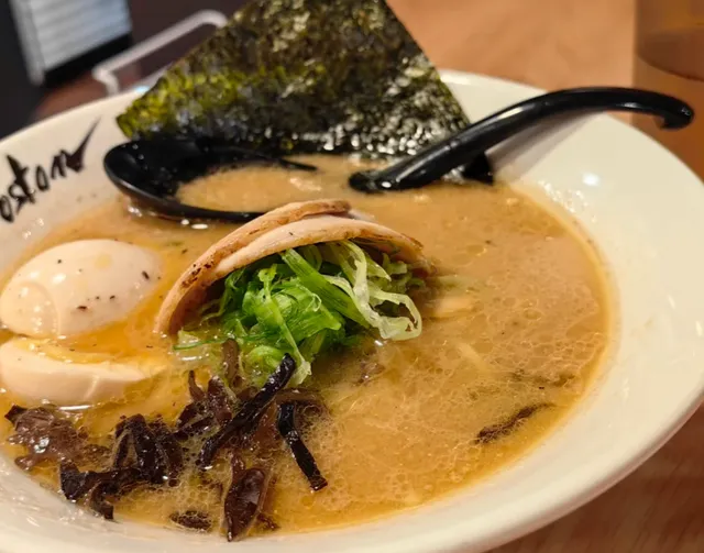 Boston's Most Japanese-Styled Ramen Shop in Decor 🍜