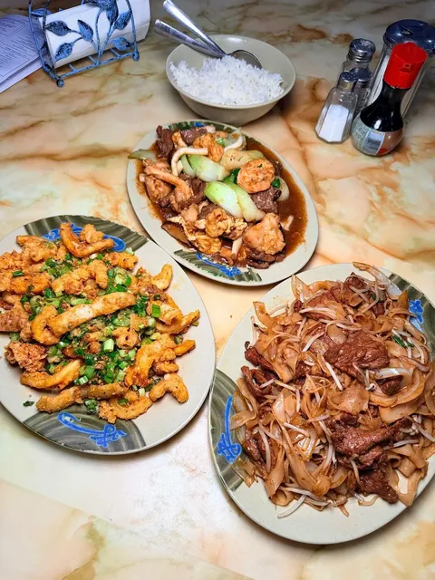 A 20-year-old Cantonese restaurant can't hide its popularity