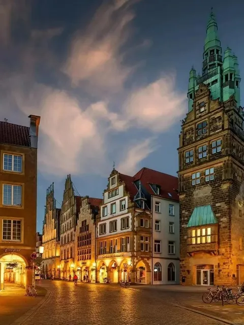 🇩🇪 Münster: Germany's Bicycle Capital & Academic Gem