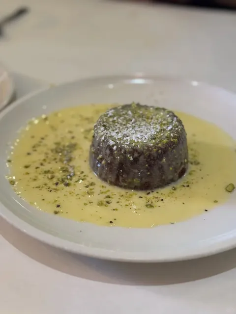 Las Vegas | Nora's Italian Cuisine – A Packed & Passionate Eatery! 🍝