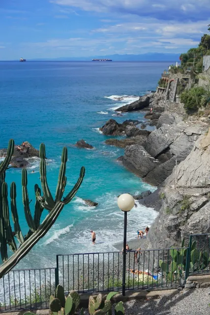 🇮🇹 Living in Italy | Genoa: The "Seaside Chongqing"