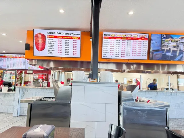 🇺🇸 Tacos Lopez – A Must-Try Taco Spot Near Yellowstone!