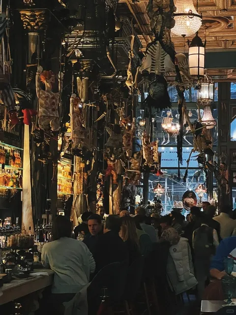 New York NYC | The Most Atmospheric Bar in New York ☠️🎃
