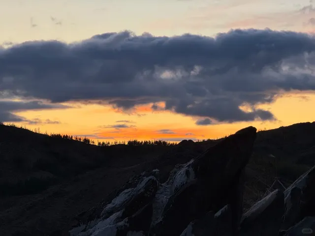 🌄 Camelback Mountain Sunset: A Hiker’s Paradise