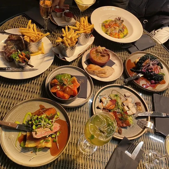 🇬🇧 York’s Best Atmospheric Michelin Restaurant 🍴 The Star