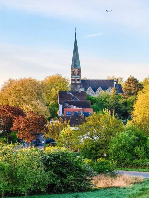 Stunning Lutherkirche & Rombergpark: Dortmund’s Best Seasonal Photo Sp