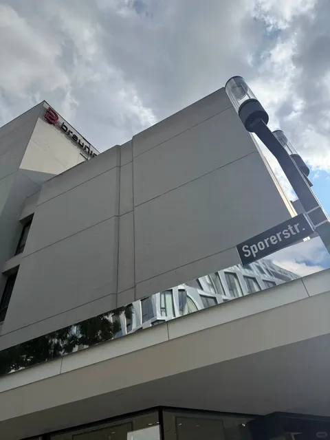 🇩🇪 Stuttgart Breuninger Guide