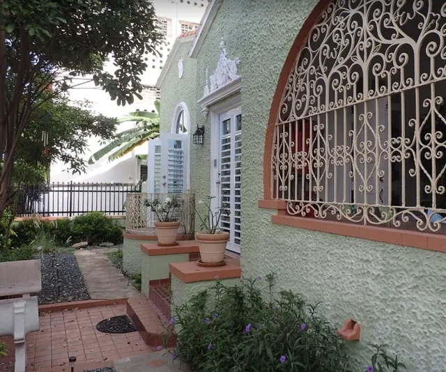 A Cozy Inn in Puerto Rico