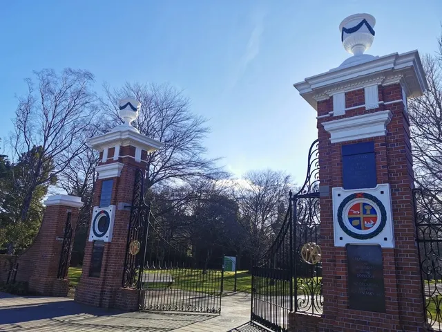 ✈️ Travel Diary | Invercargill - New Zealand's Southernmost City! ❄️