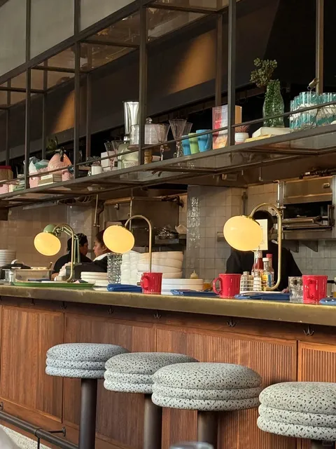 🇺🇸 LA 100 Brunch Plan | 2/100 – The Bacon Was So Good! 🥓✨