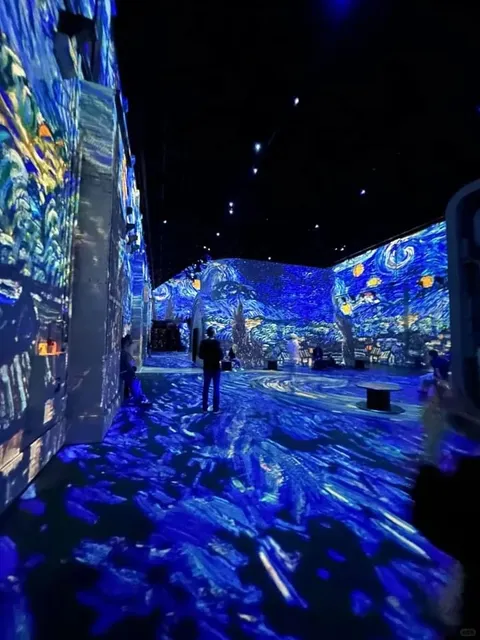 Fabrique des Lumières Art Center in Amsterdam West 🎨✨