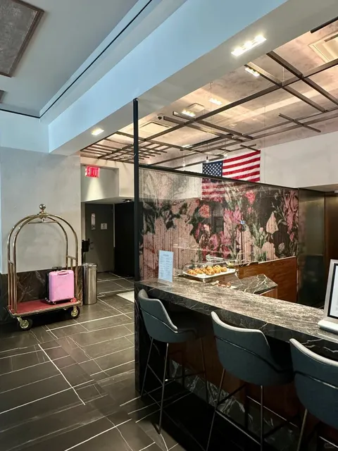 Check into Hyatt Centric Midtown 5th Avenue 🏨🌟