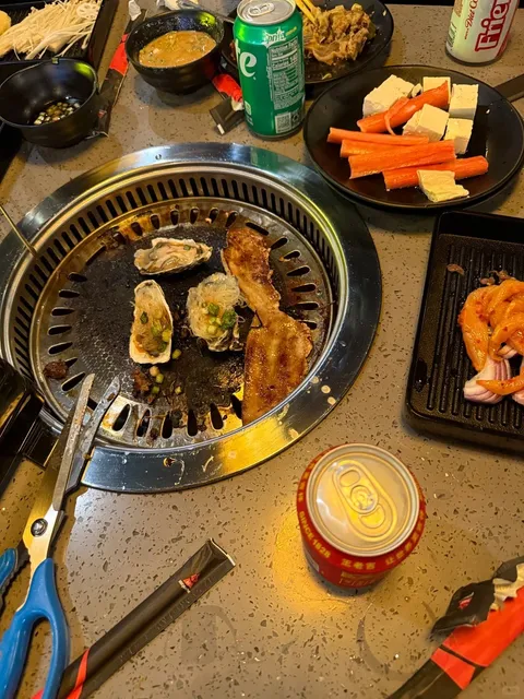 🔥 Memphis Hot Pot Review | HQ BBQ Hot Pot 🍲💫