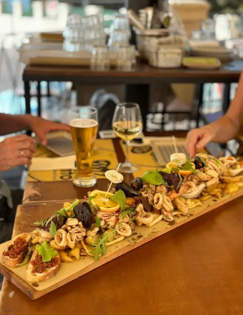 🍤 Syracuse's Best-Kept Secret: Mokrito Fried Seafood