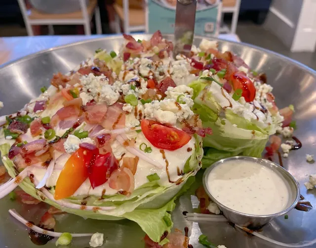 Atl | Fresh Oysters at Seaside Oyster Bar 🦪✨