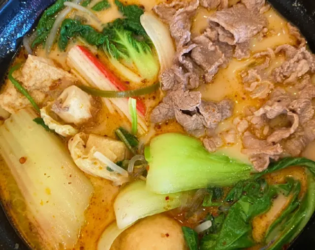 Summer is here! It's time to eat spicy hot pot and lose weight 😋