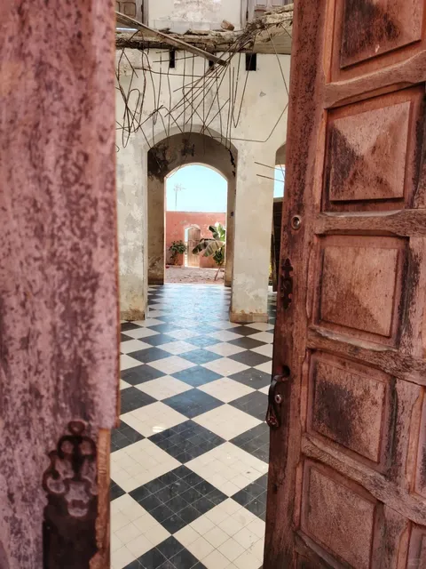 Gorée Island: A Collision of Heavy History and Stunning Scenery