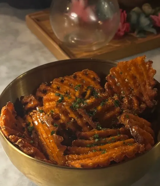 🌟 Bridges & Bourbon | Downtown Pittsburgh’s Sophisticated Sip 