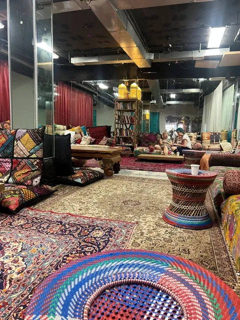 In New York 📍, We Study Lying Down 📚