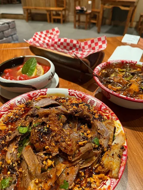 Vancouver | Sichuan Cuisine Worth a One-Hour Wait