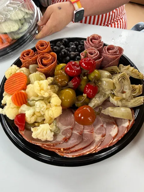 Perfect for Team Events & Group Outings! 🚤