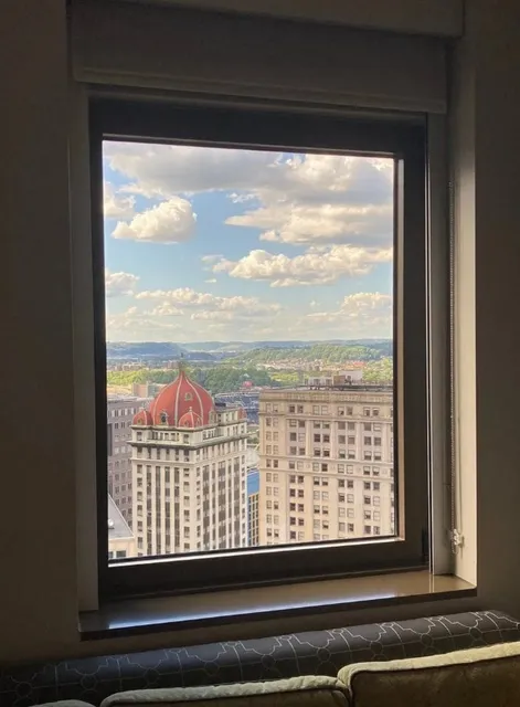 🏨 Embassy Suites by Hilton Pittsburgh Downtown