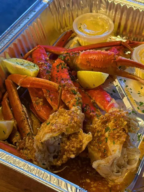 🇺🇸 AUSTIN FOOD | Crawfish Season – 3 Meals a Week! 🦞