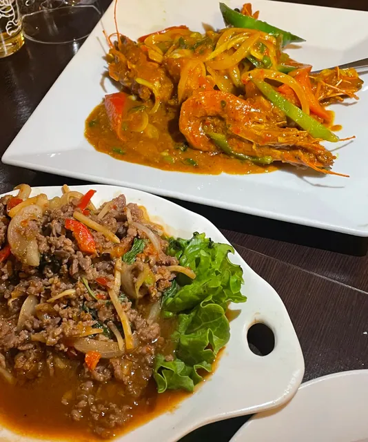 Savoring Thai Delights in Paris | KHONKAEN UDON THAI 🌟