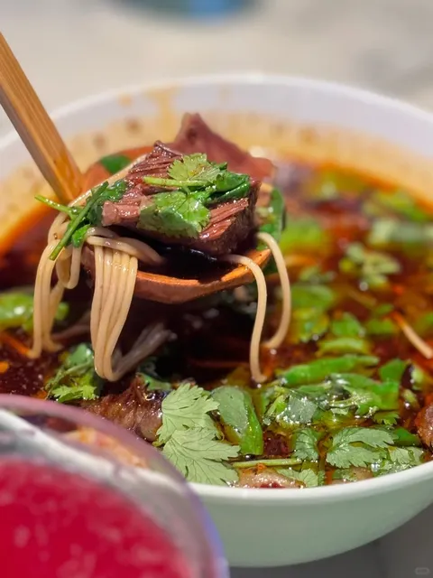 Restaurants You Must Eat in New York 🌟