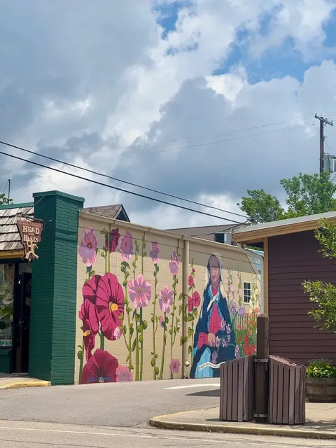 Summer is the Perfect Time to Explore This Vintage American Town