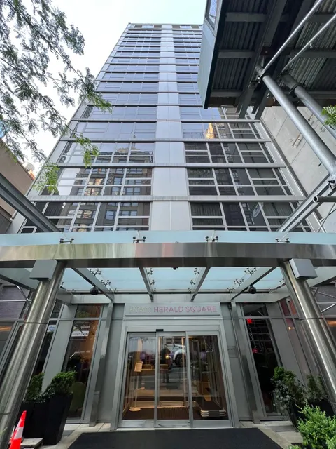 Hyatt Herald Square New York: A Central Manhattan Hotel(1)