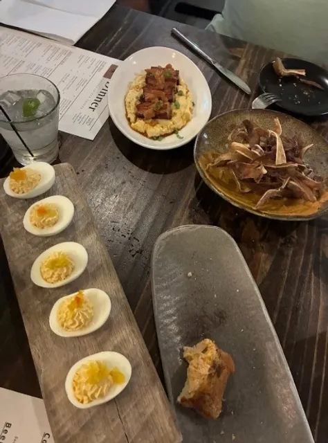 Delicious Casual Dining Brunch!