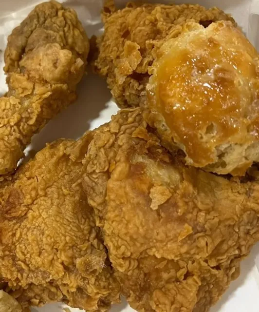 Church's Texas Chicken 🍗✨ | Savannah's Crispy Comfort Secret!