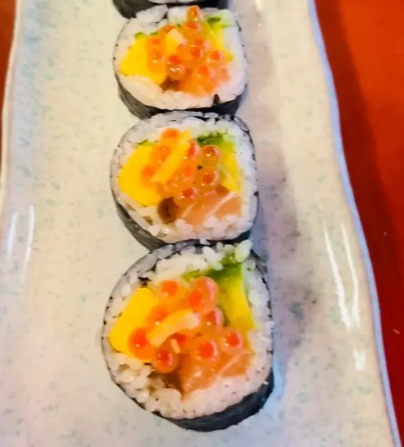 Phoenix Express - Cleveland's No-Fuss Sushi Surprise! 🍣✨