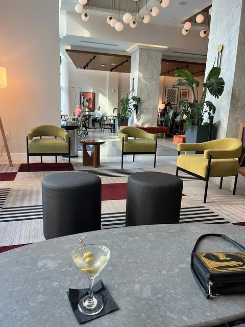 New Orleans | The ONLY Hotel I’ll Recommend… Unbeatable Value! 💸