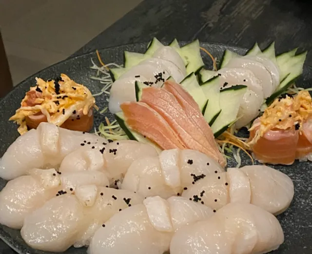 Look down  Sushi Nami