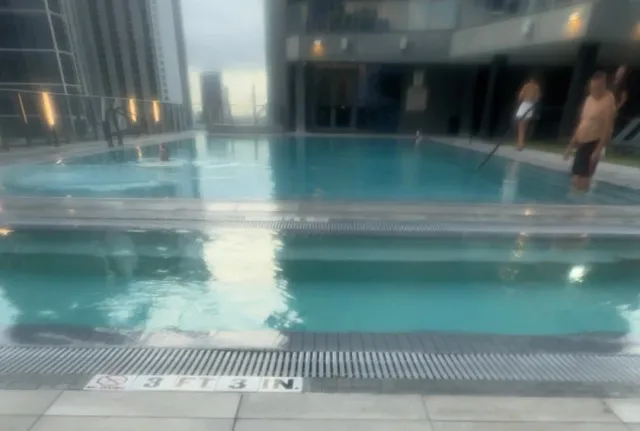 Great Location & Rooftop Vibes – Sentral Miami 🌆🏙️