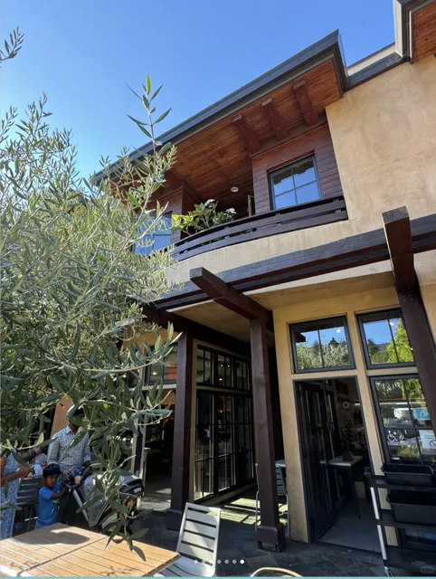 Sue‘s Gallery Cafe: Coffee or Tea in the Bay Area ！🍵