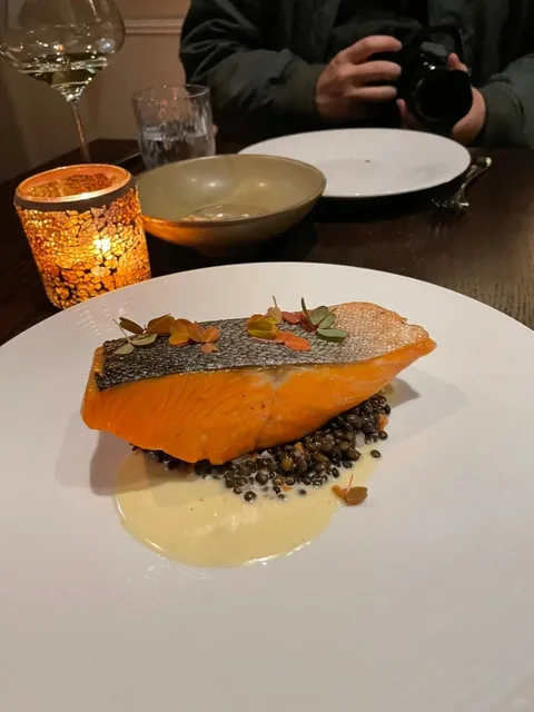 Robert et Fils — A Hidden French Gem in Chicago 🇫🇷✨